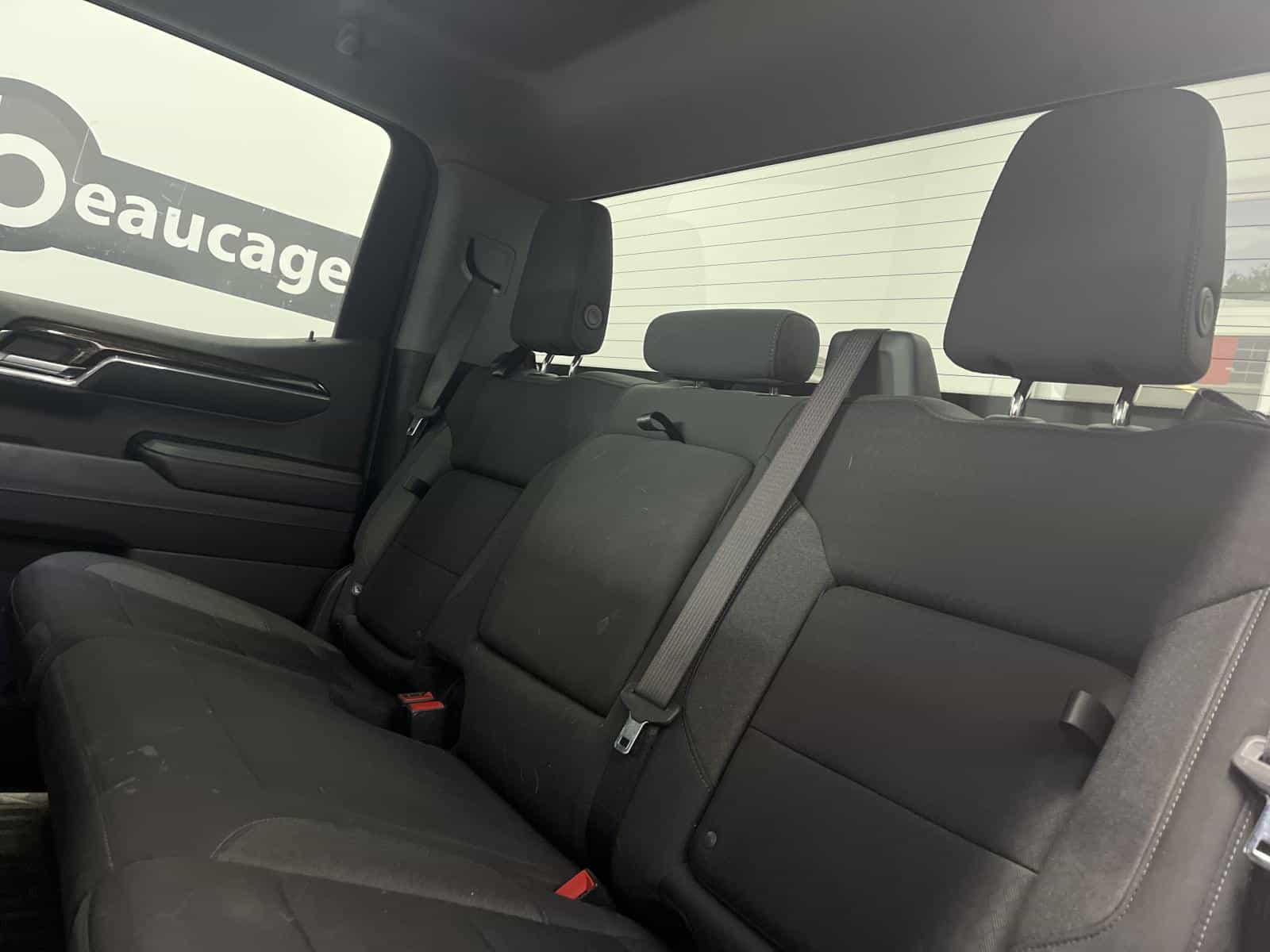 2024 GMC Sierra 1500 Elevation - Image 8