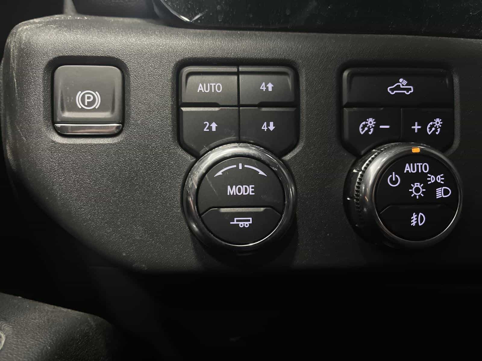 Image 14 GMC Sierra 1500 Elevation 2024