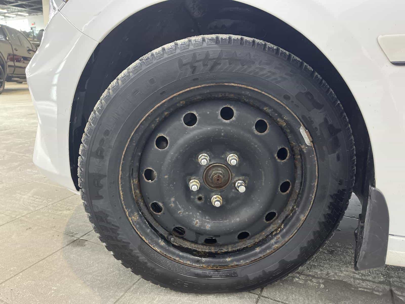 2023 Kia Forte LX - Image 20