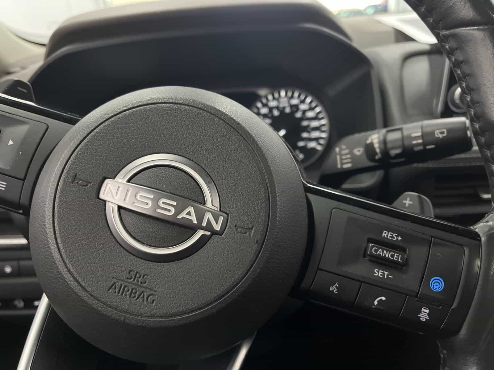 2023 Nissan Rogue SV - Image 16