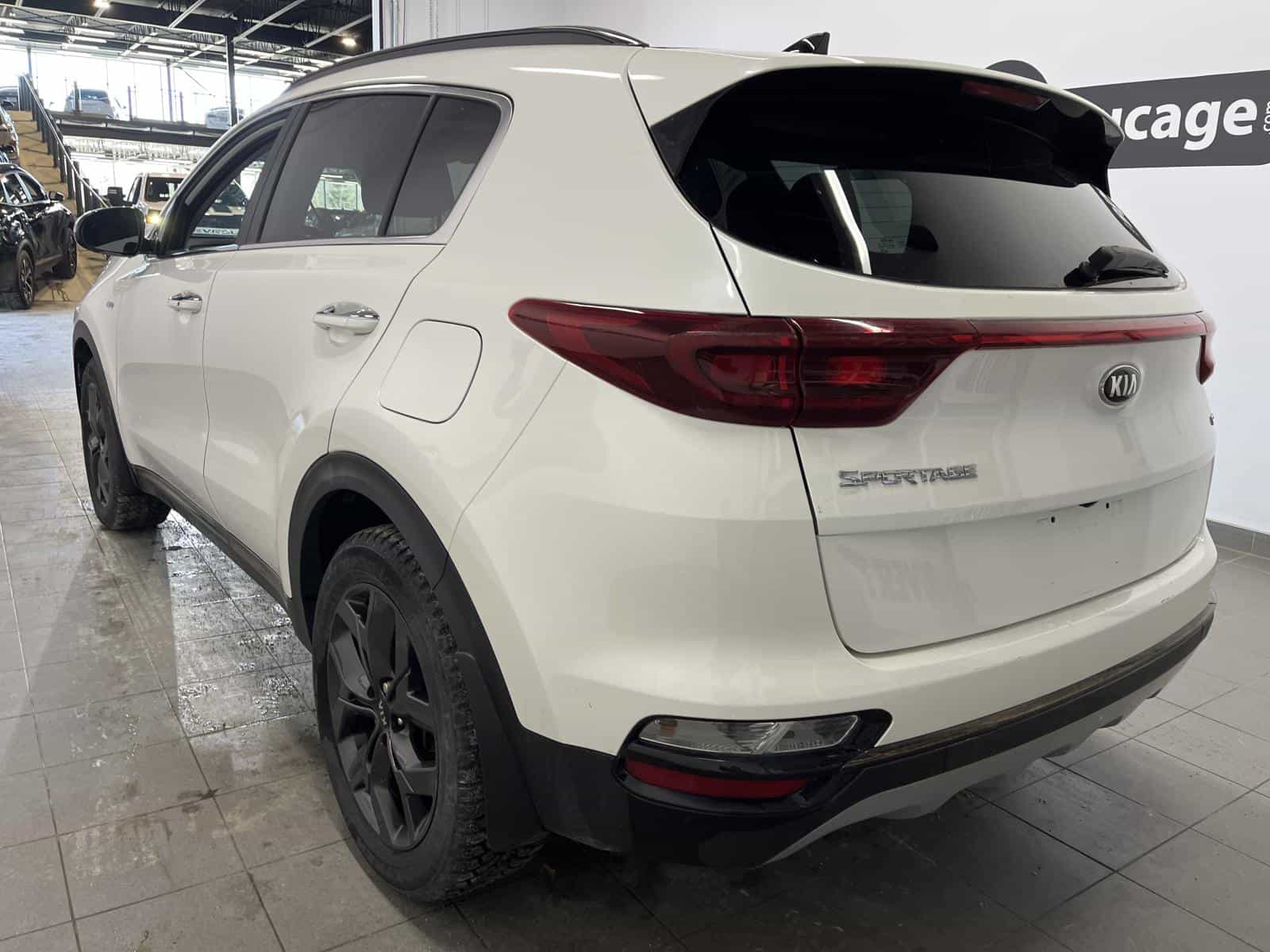 2022 Kia Sportage EX S - Image 2