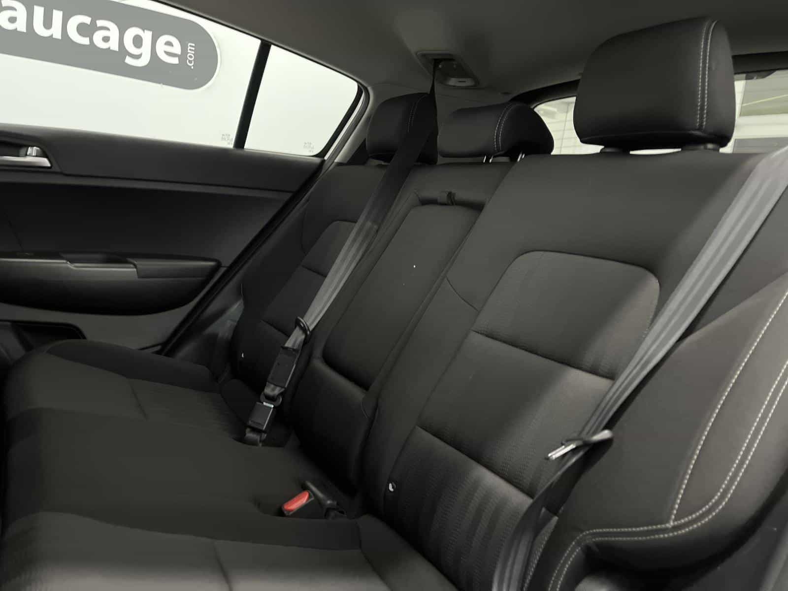 2021 Kia Sportage LX - Image 10