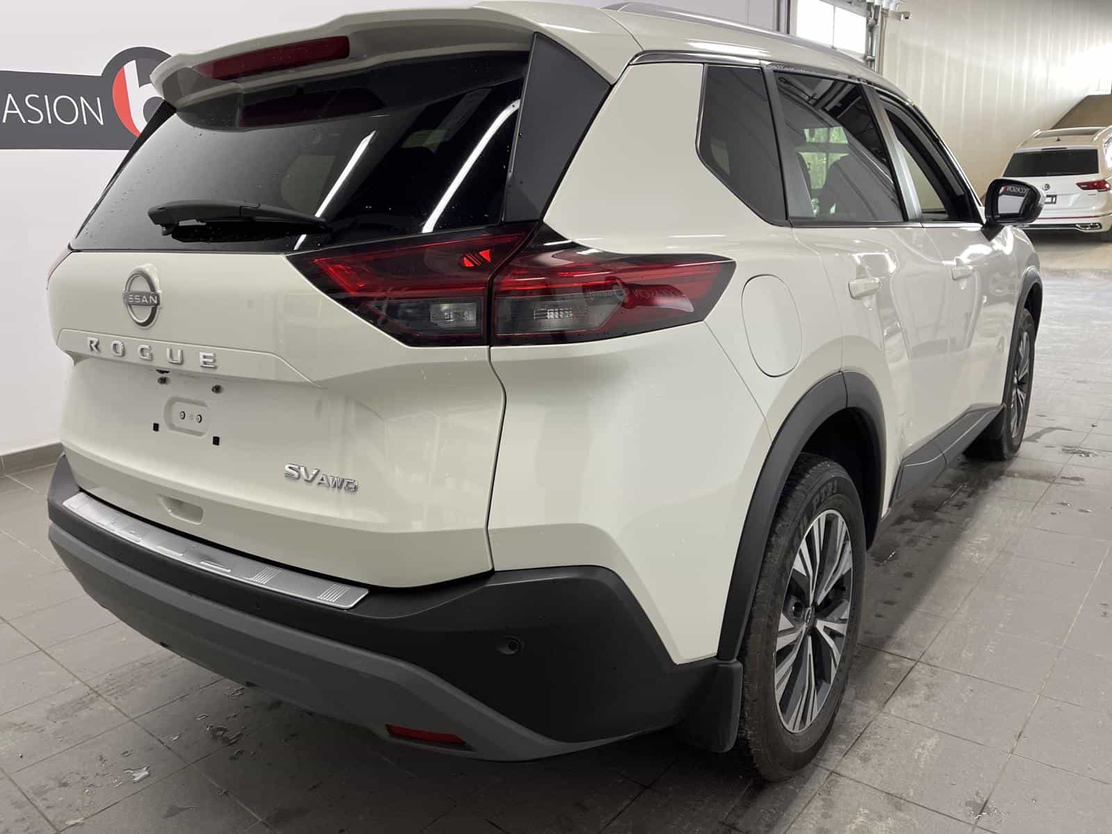 Image 5 Nissan Rogue SV Moonroof 2023