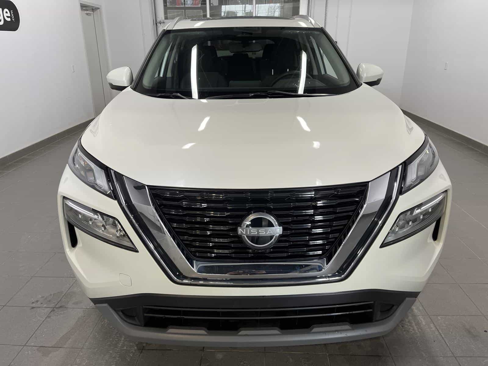 Image 7 Nissan Rogue SV Moonroof 2023