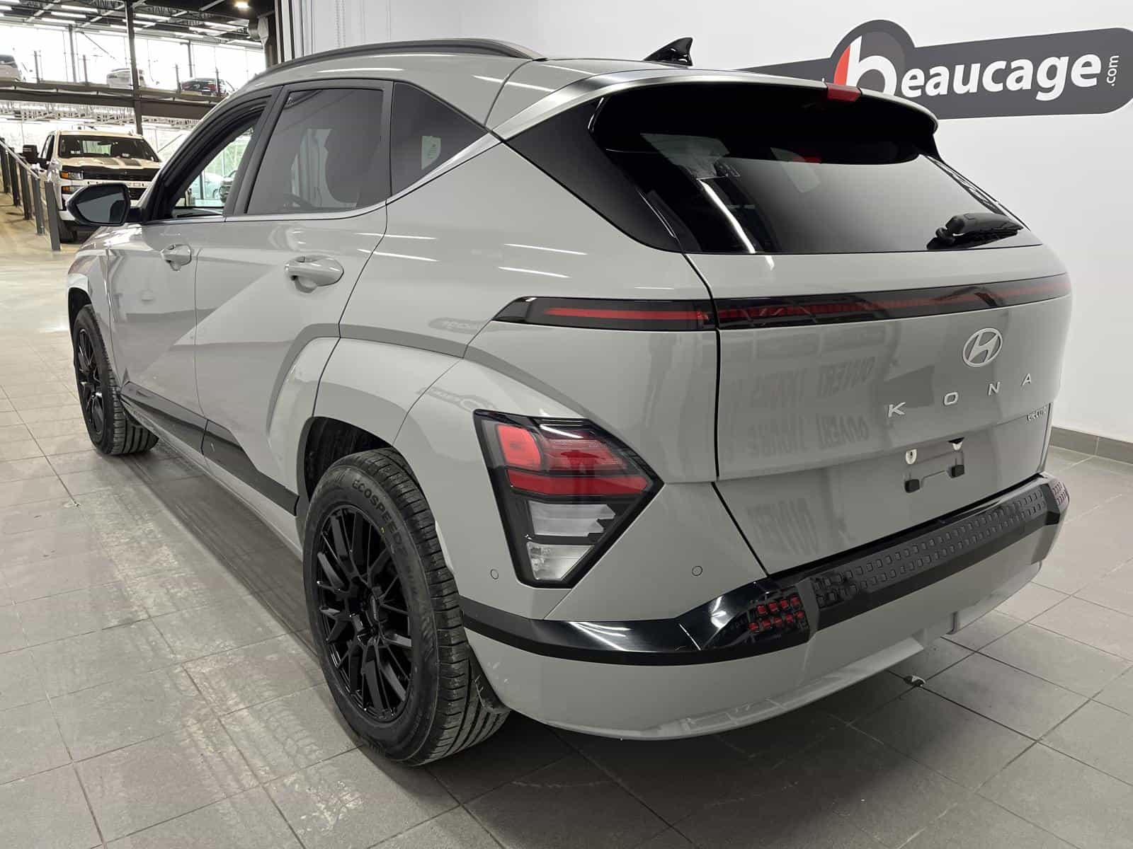 Image 3 Hyundai Kona EV Preferred w/Trend 2025