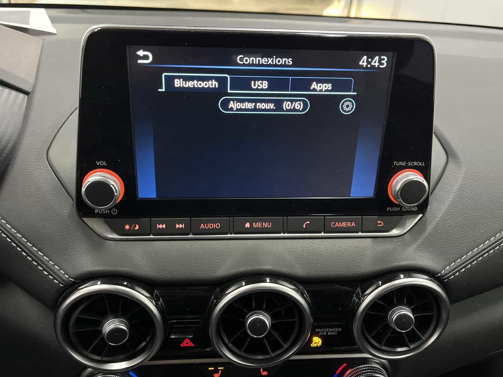 2024 Nissan Sentra SV - Image 18