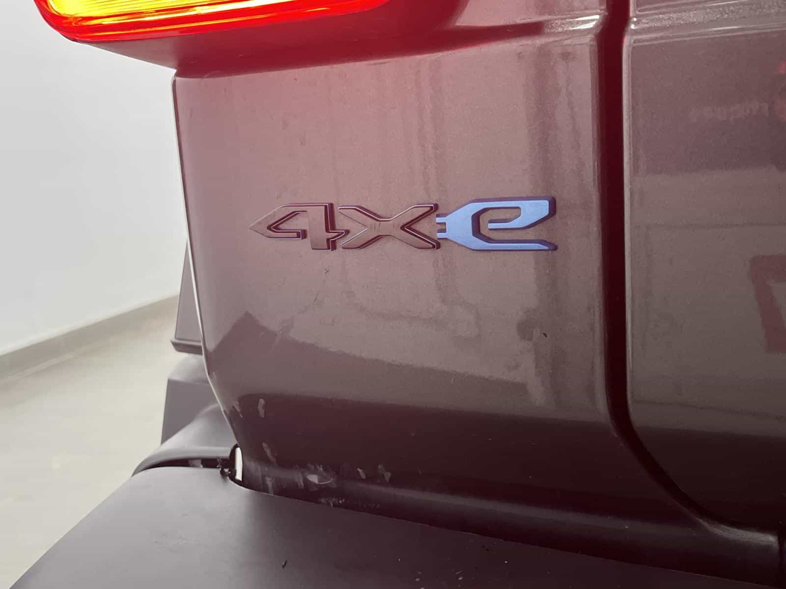 2021 Jeep Wrangler Unlimited Sahara - Image 26