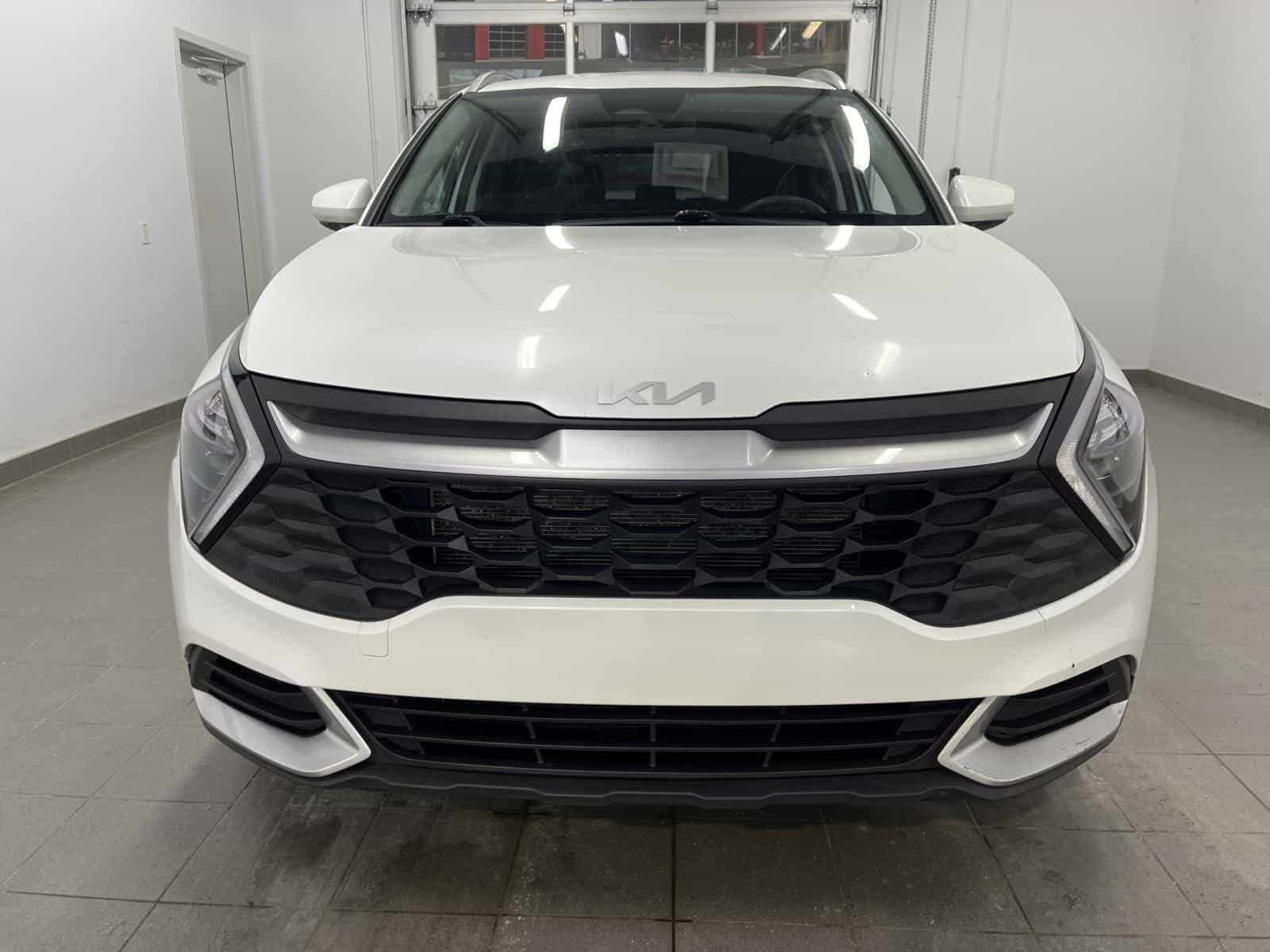 2023 Kia Sportage LX - Image 7