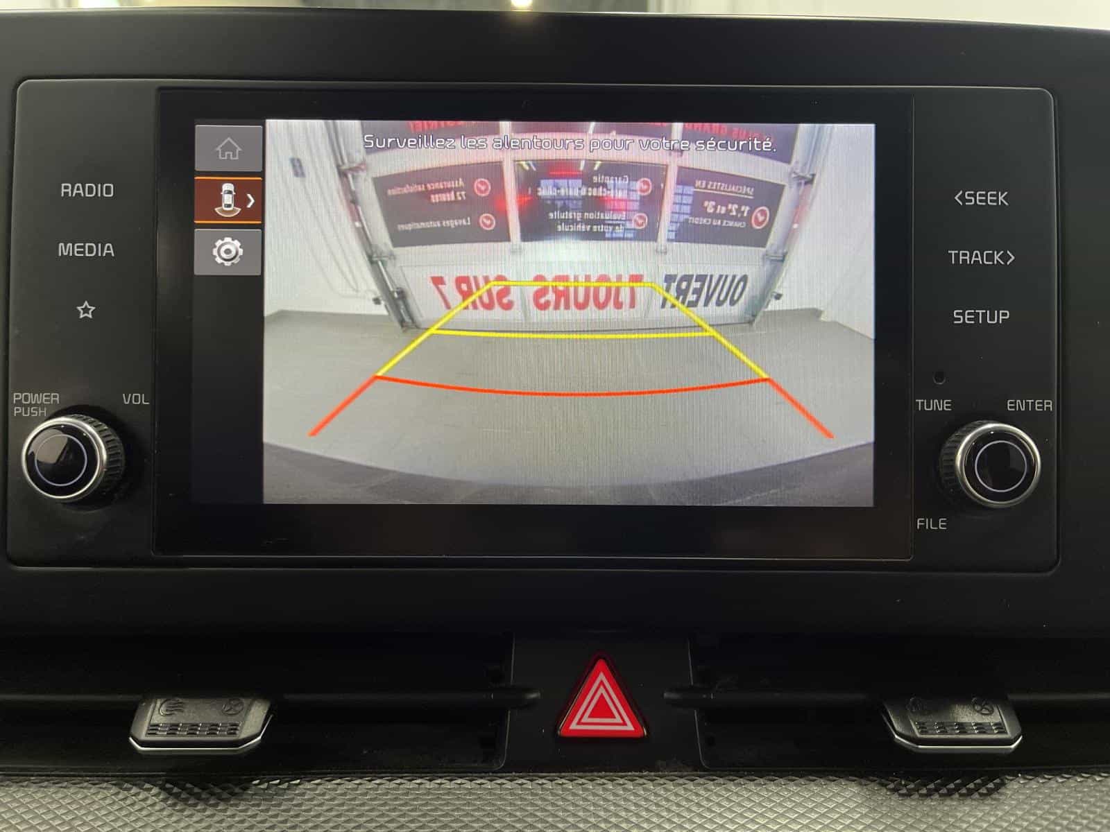 2023 Kia Sportage LX - Image 19