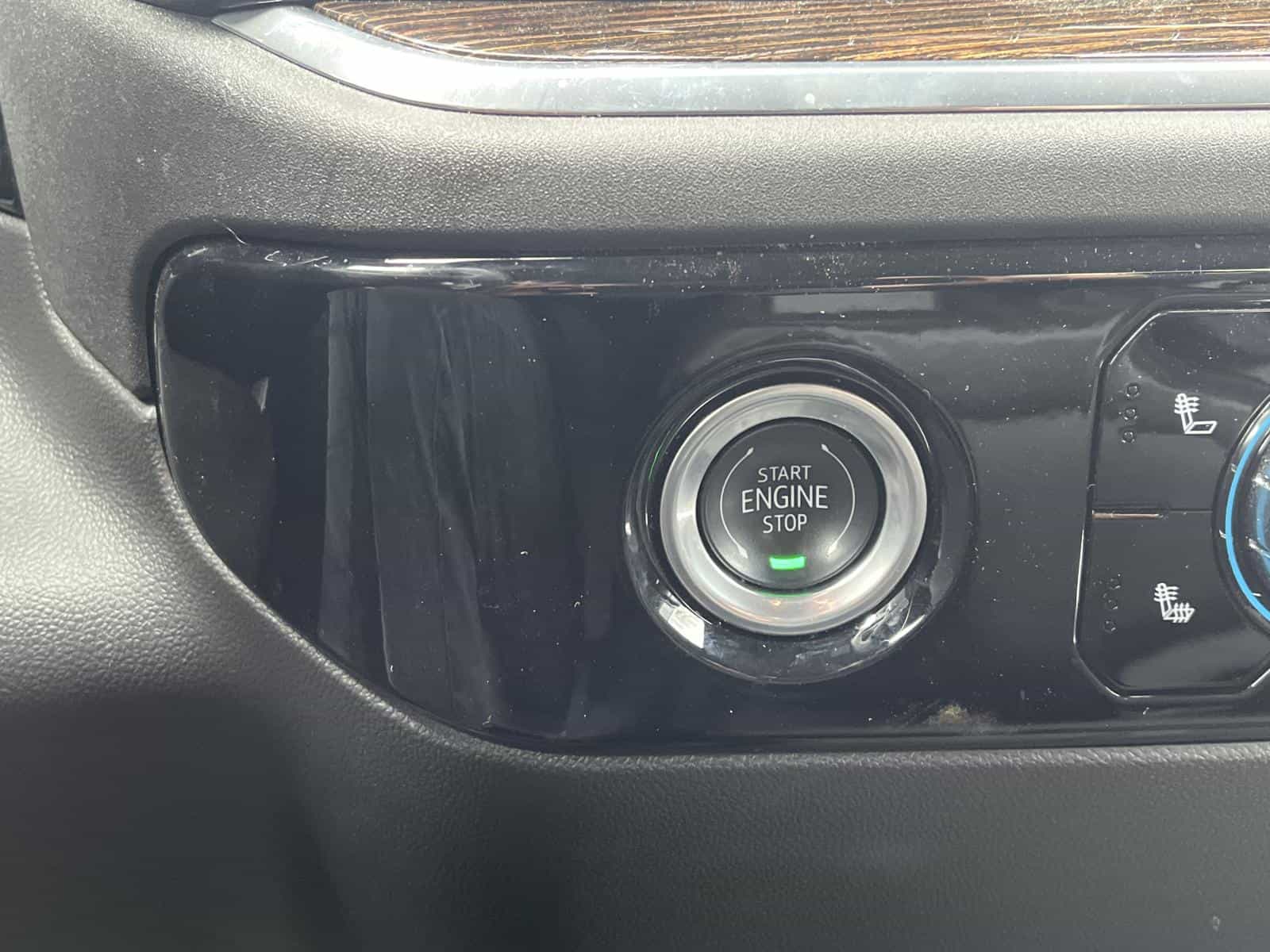 Image 12 GMC Sierra 1500 Elevation 2024