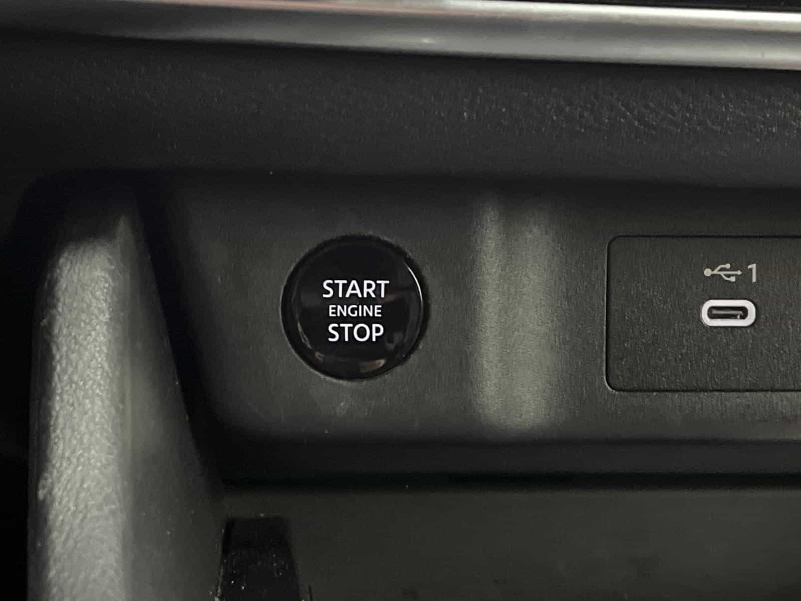 Image 13 Nissan Rogue S 2024