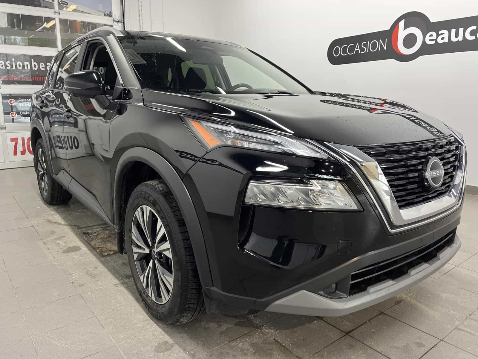 Image 6 Nissan Rogue SV Moonroof 2023