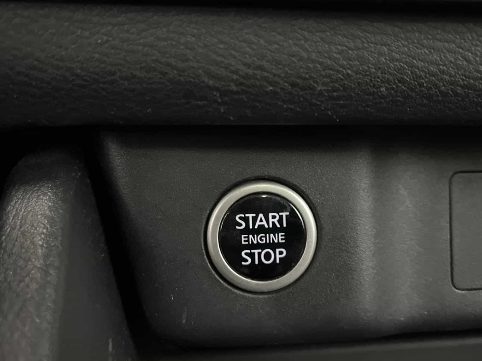 Image 13 Nissan Rogue SV Moonroof 2023