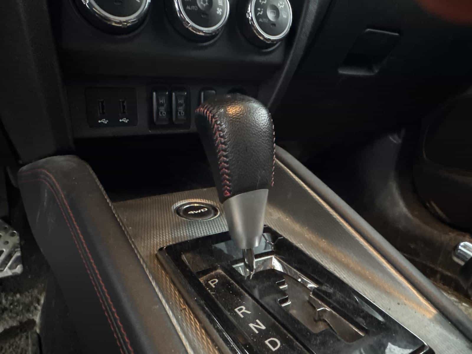 Image 14 Mitsubishi RVR ES 2018