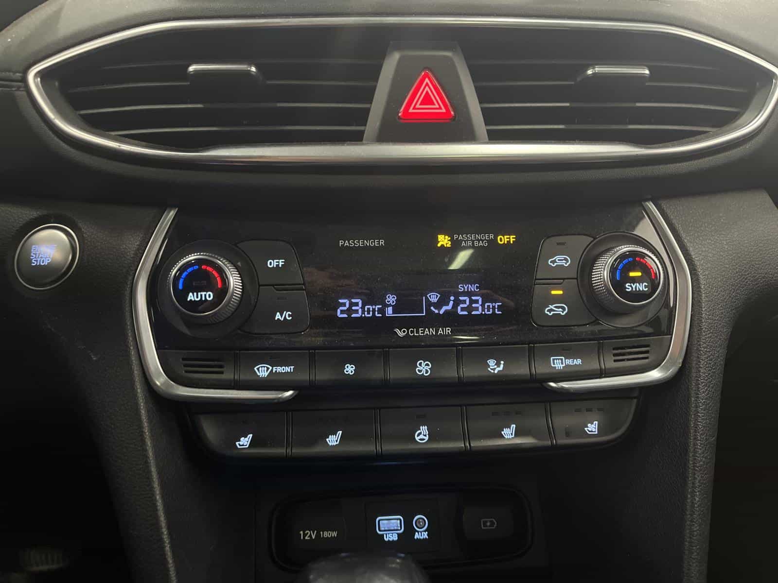 2019 Hyundai Santa Fe - Image 18