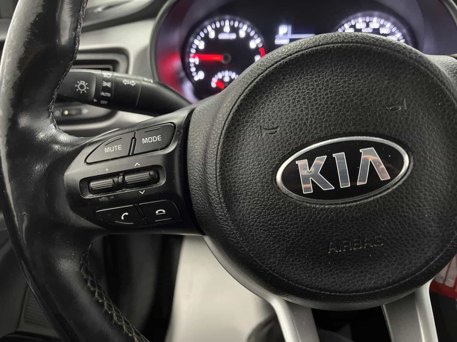 2020 Kia Rio LX Plus - Image 13