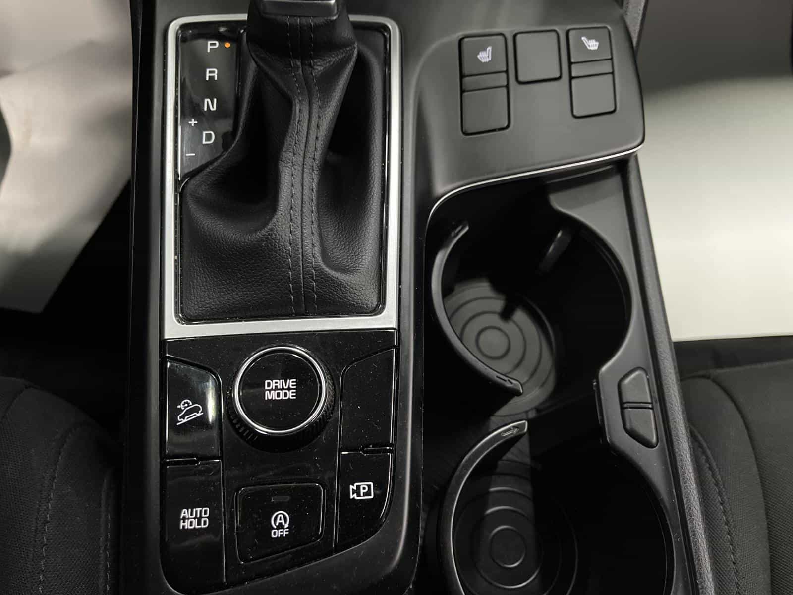 2024 Kia Sportage LX - Image 16