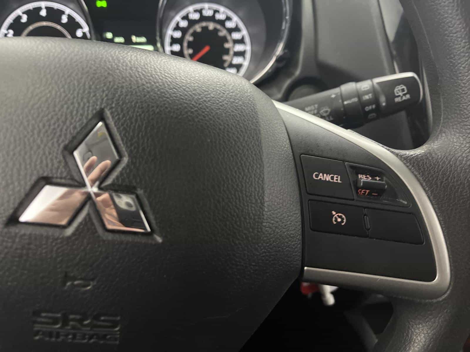 Image 14 Mitsubishi RVR ES 2024