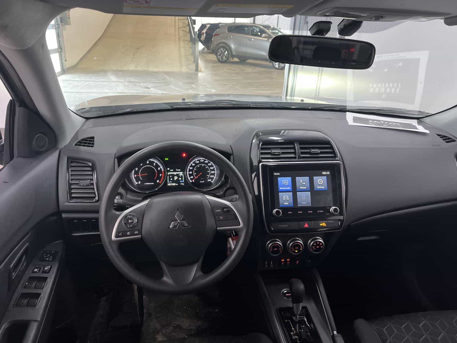 Image 18 Mitsubishi RVR ES 2024