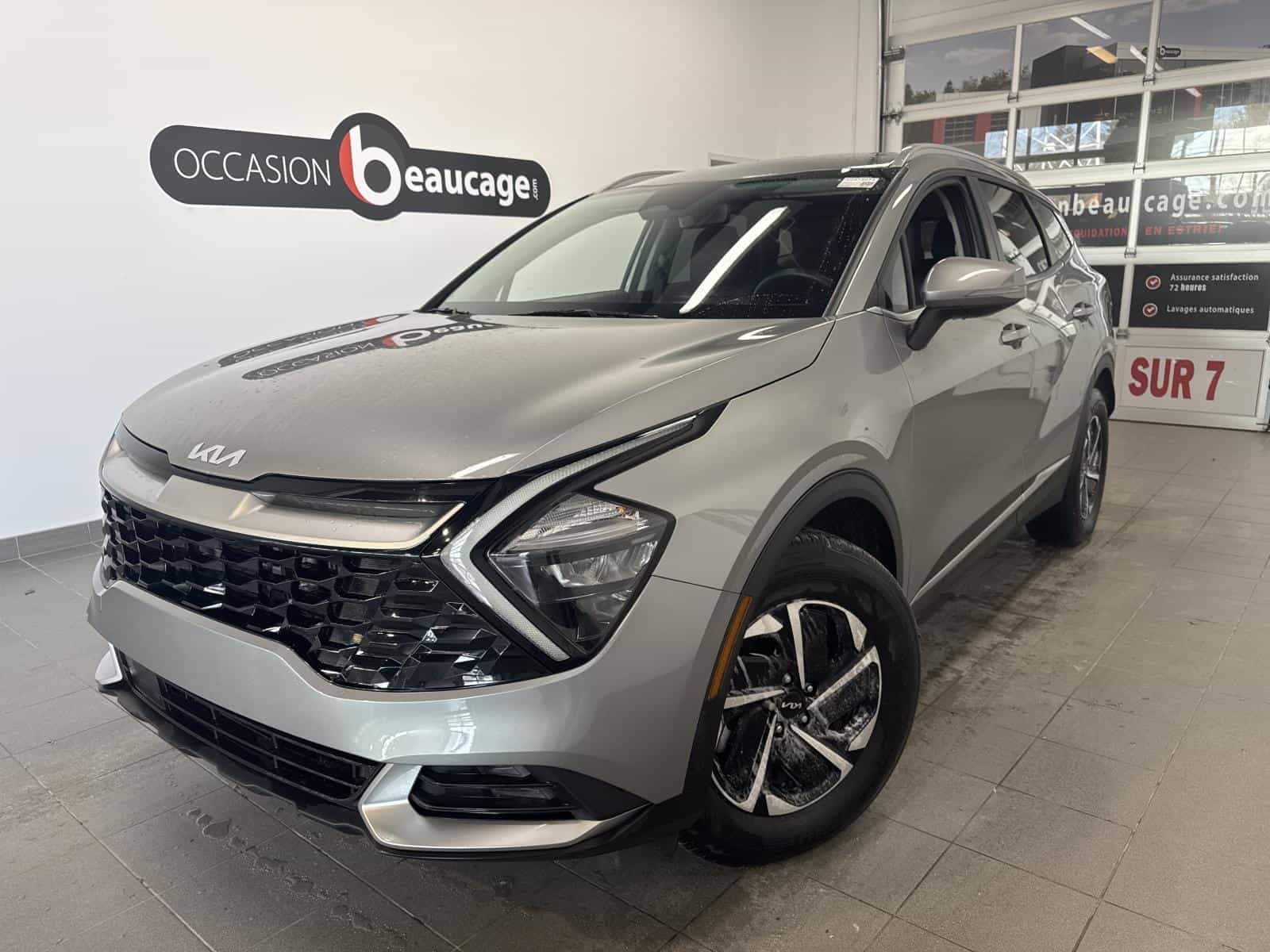 Image 1 Kia Sportage EX Hybrid 2023