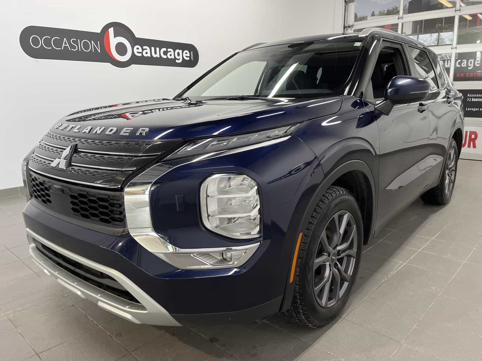 2023 Mitsubishi Outlander SE - Image 1