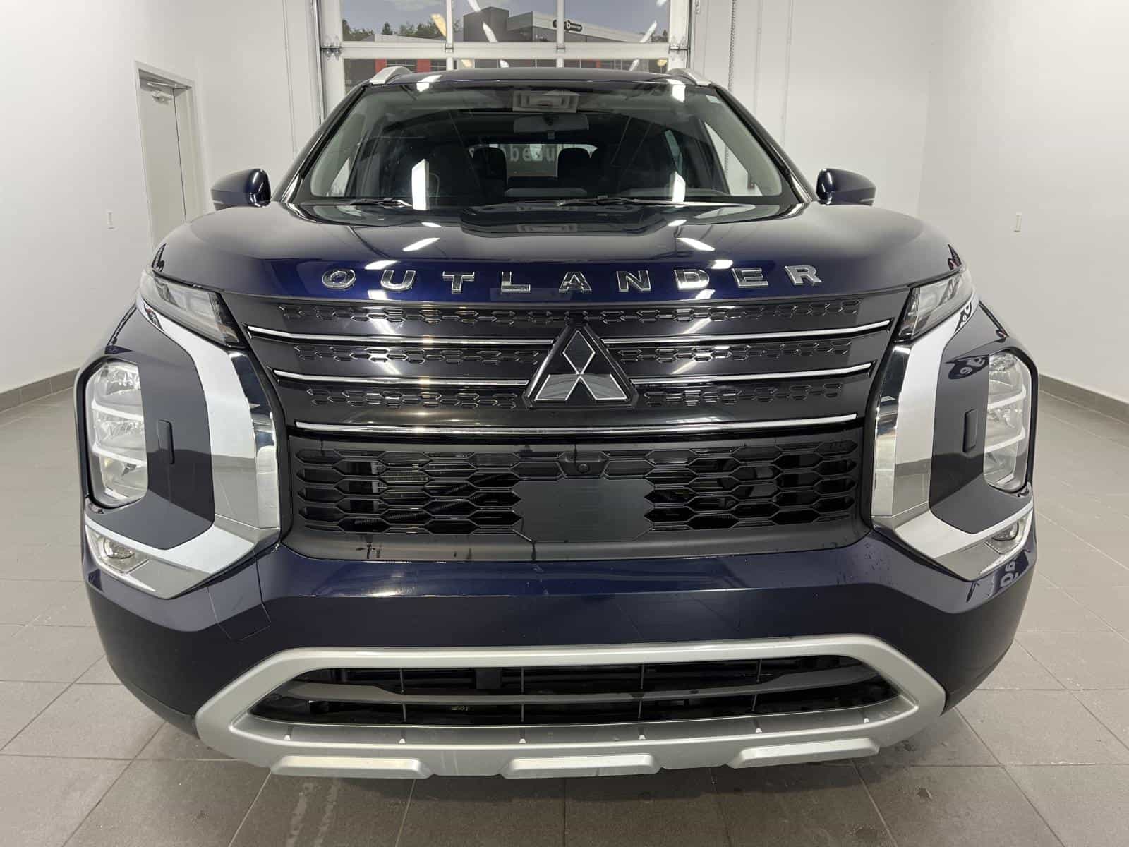 Image 6 Mitsubishi Outlander SE 2023