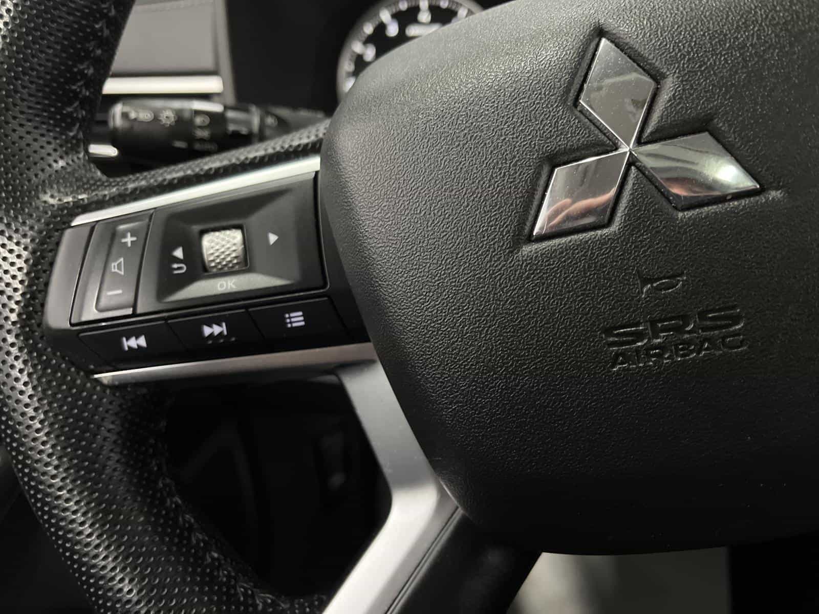 Image 13 Mitsubishi Outlander SE 2023