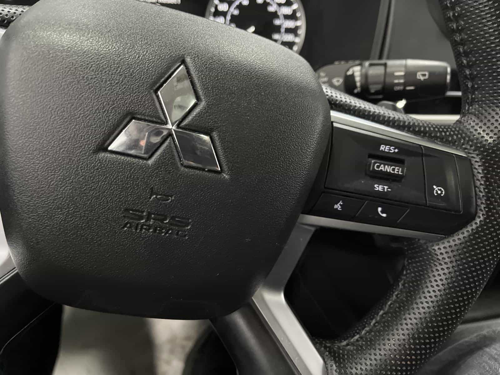 Image 14 Mitsubishi Outlander SE 2023