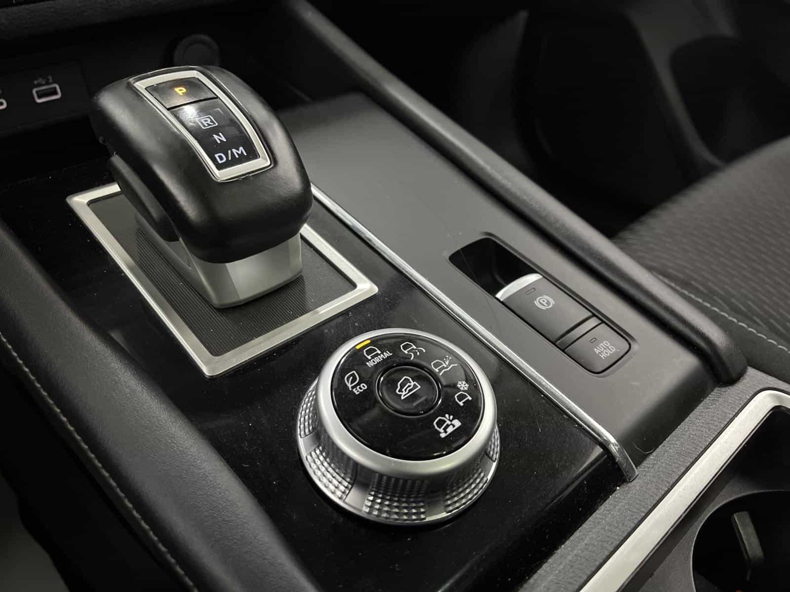 Image 15 Mitsubishi Outlander SE 2023