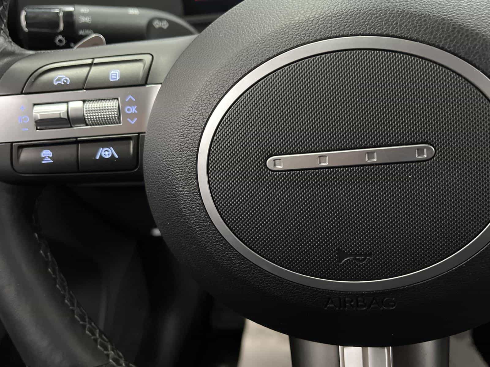 2025 Hyundai Kona EV Preferred - Image 14