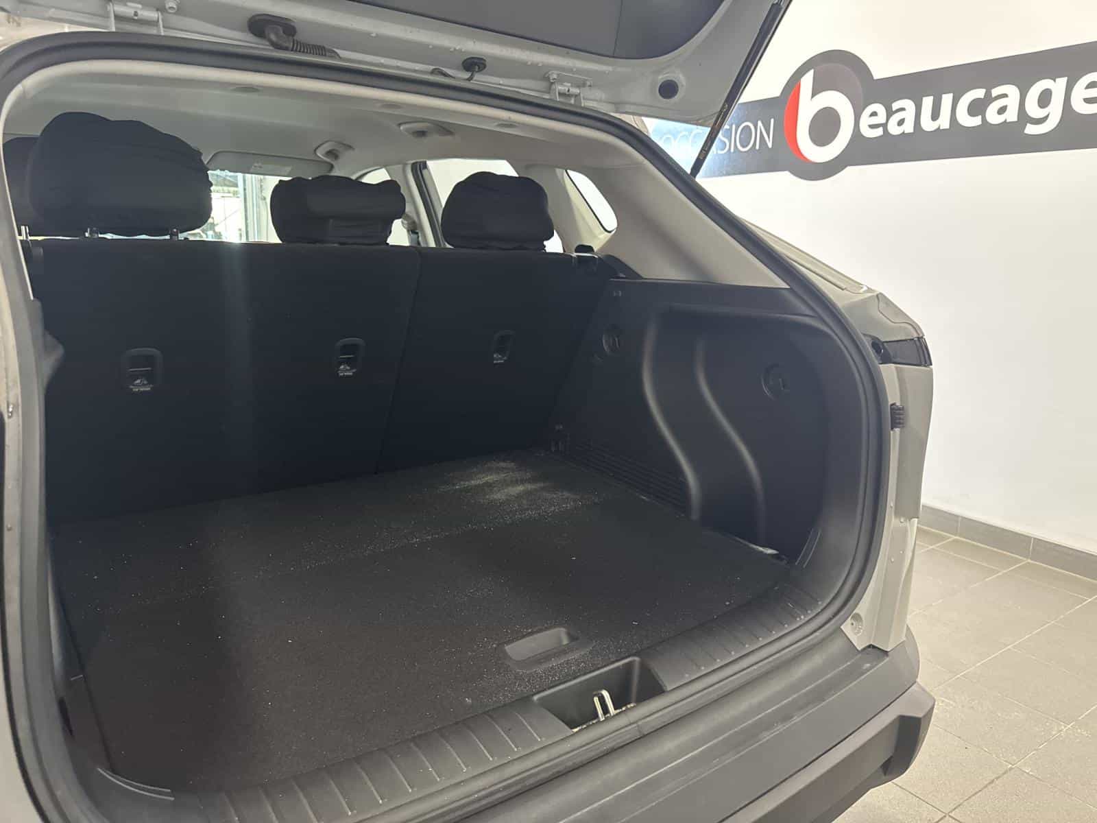 Image 9 Hyundai Kona Essential 2024