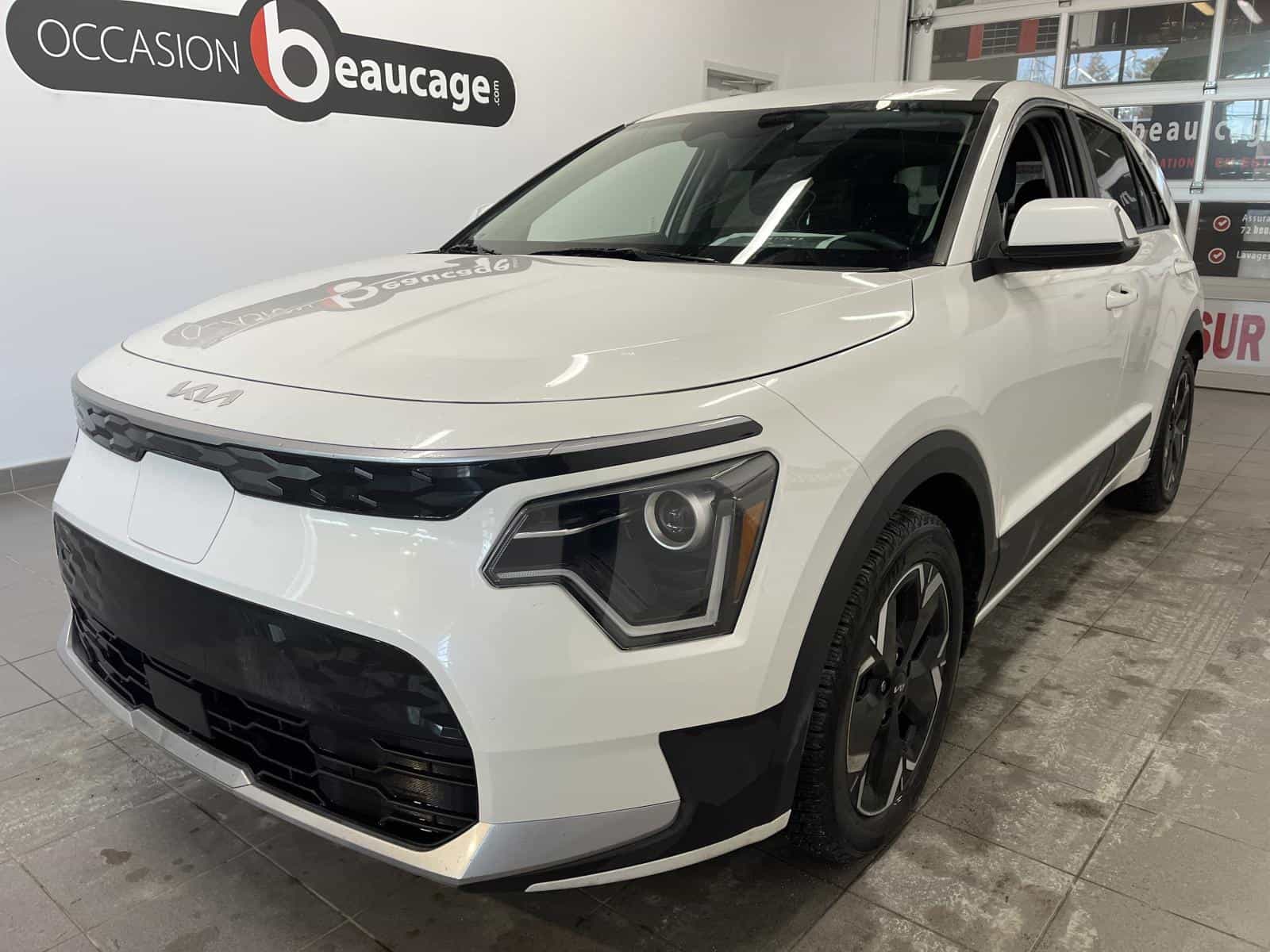 2023 Kia Niro EV Premium - Image 1