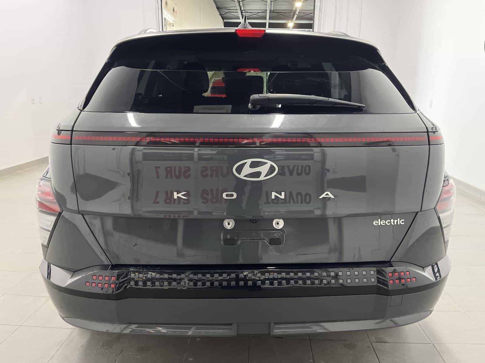 Image 4 Hyundai Kona EV Preferred 2025