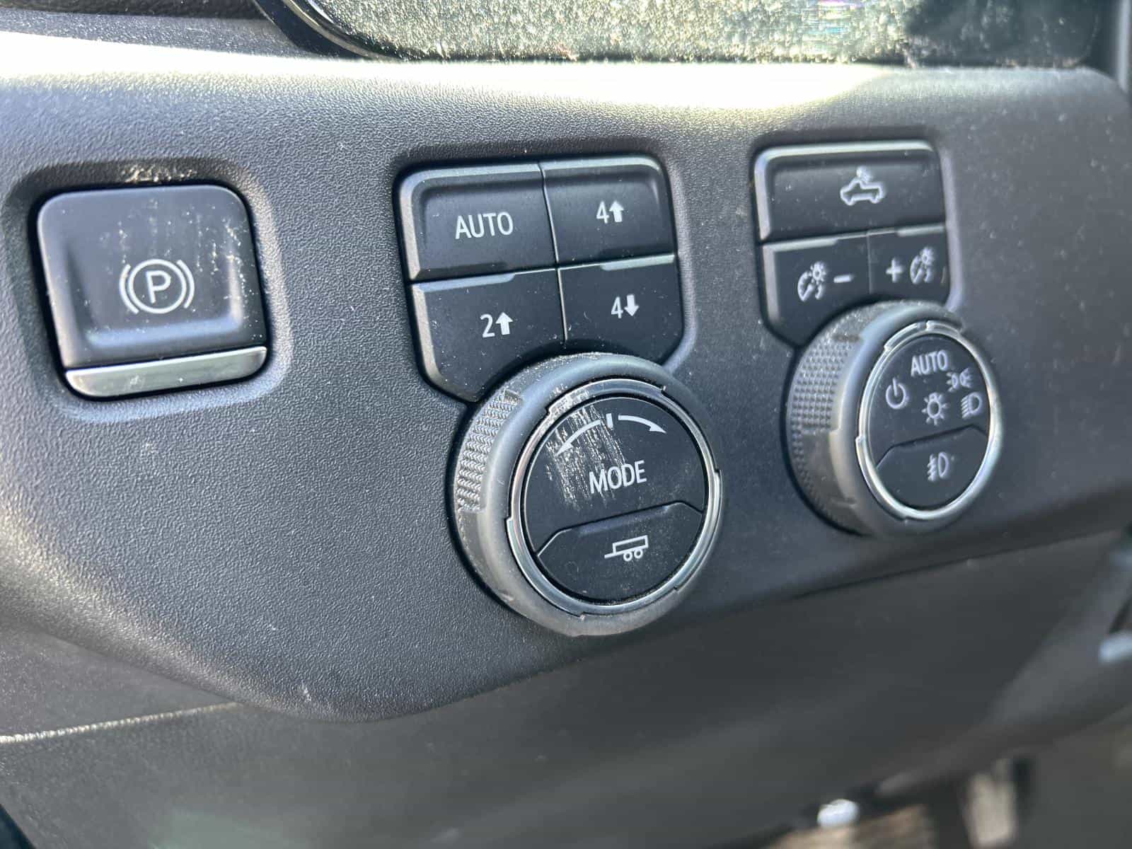 2022 Chevrolet Silverado 1500 LT Trail Boss - Image 7