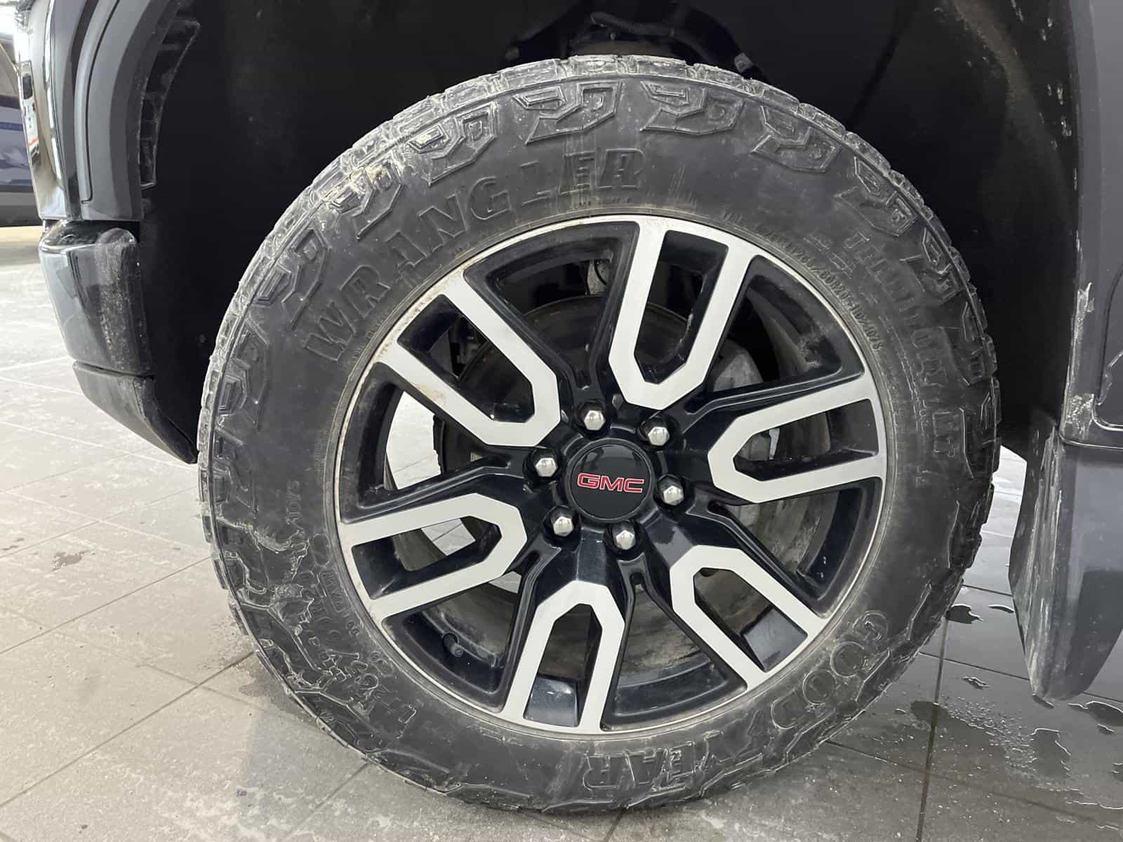 Image 19 GMC Sierra 1500 AT4 2024