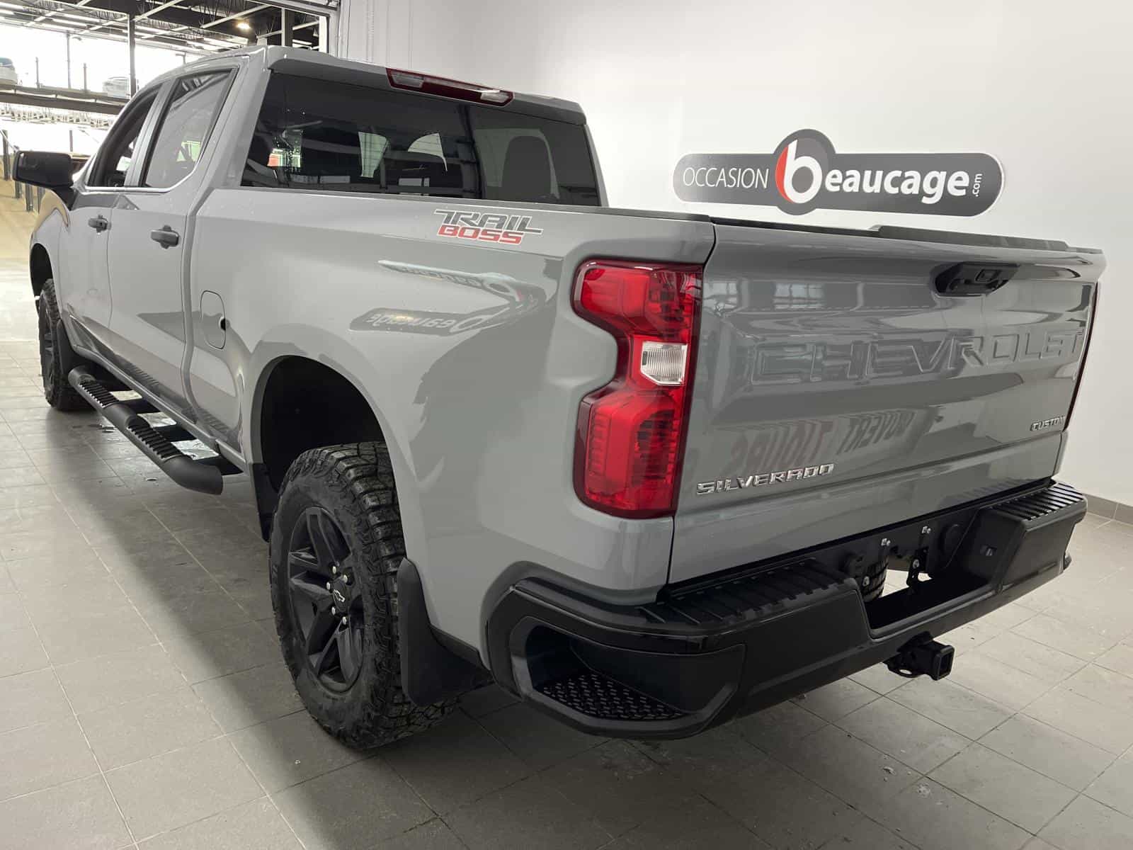 Image 2 Chevrolet Silverado 1500 Custom Trail Boss 2024