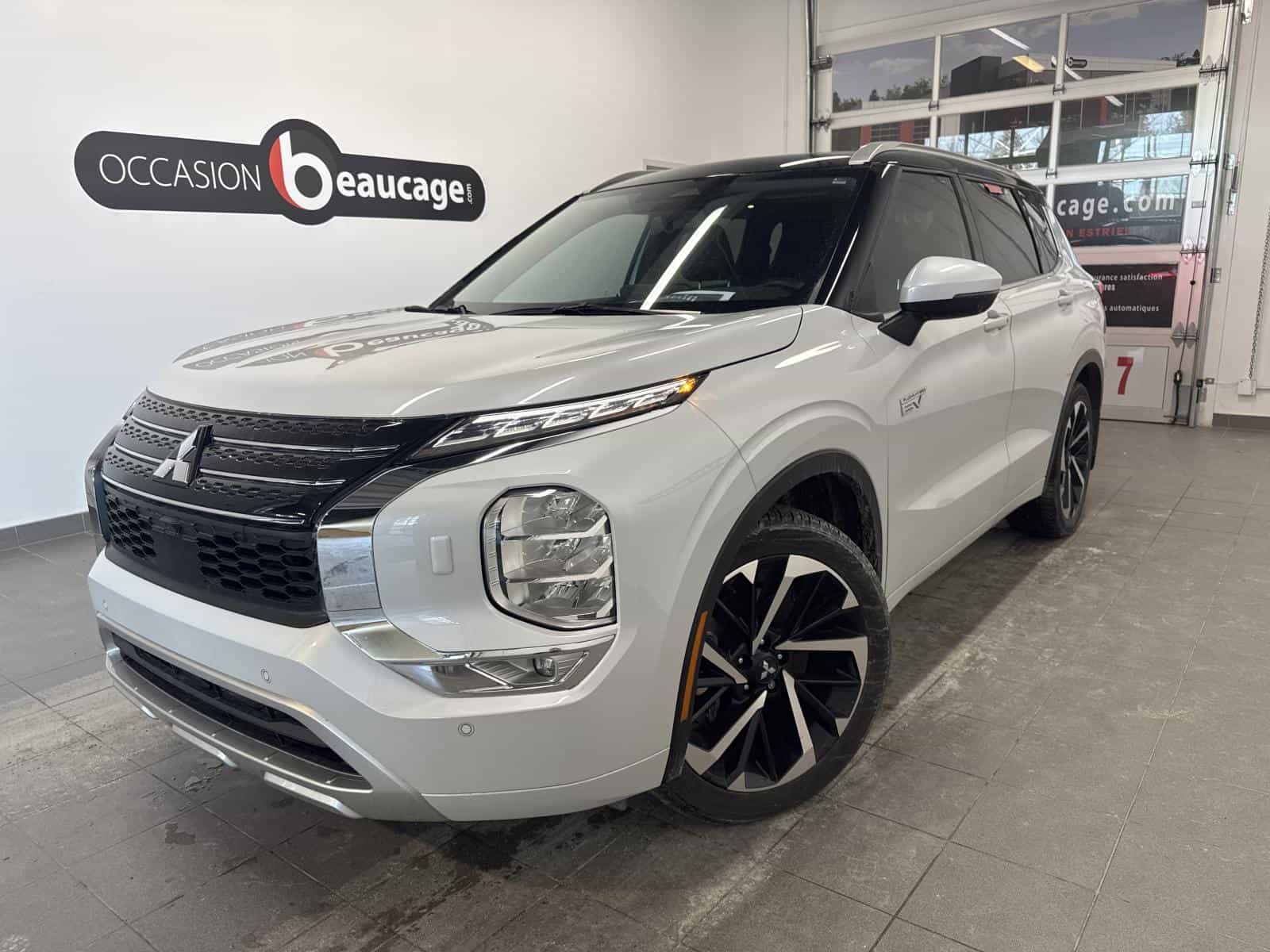 Image 1 Mitsubishi Outlander GT 2023