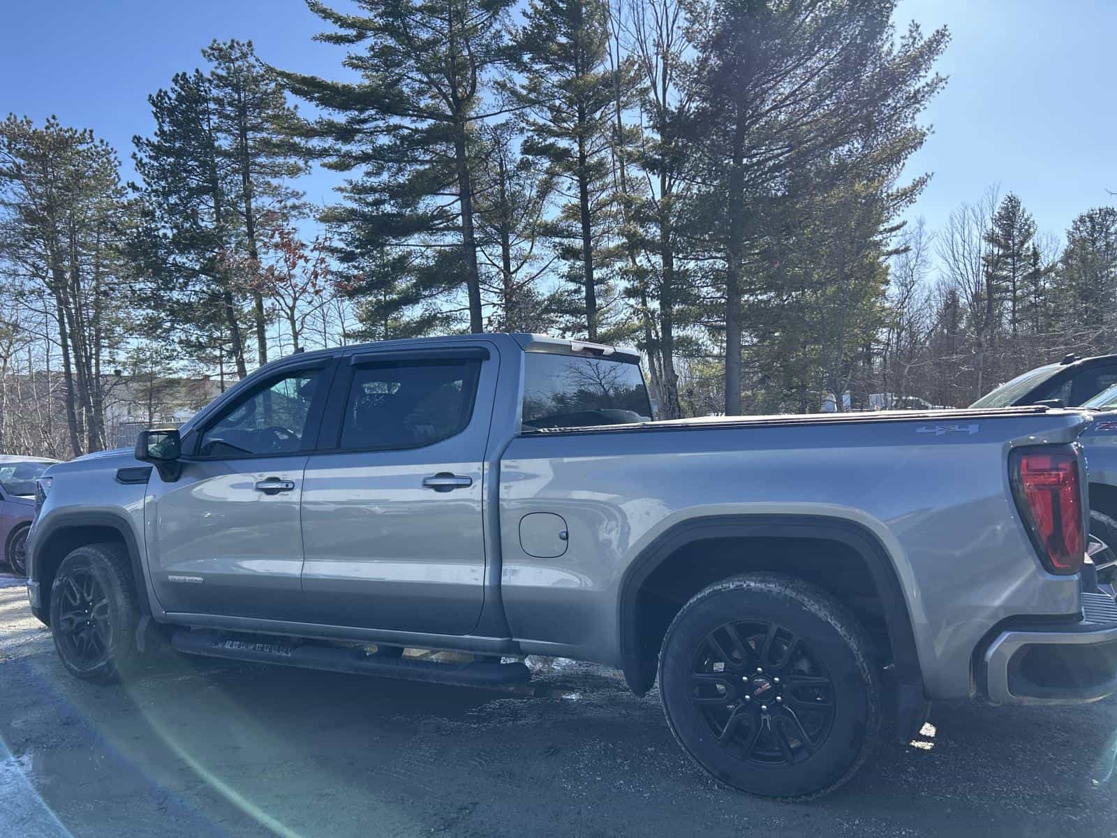 Image 2 GMC Sierra 1500 Elevation 2024