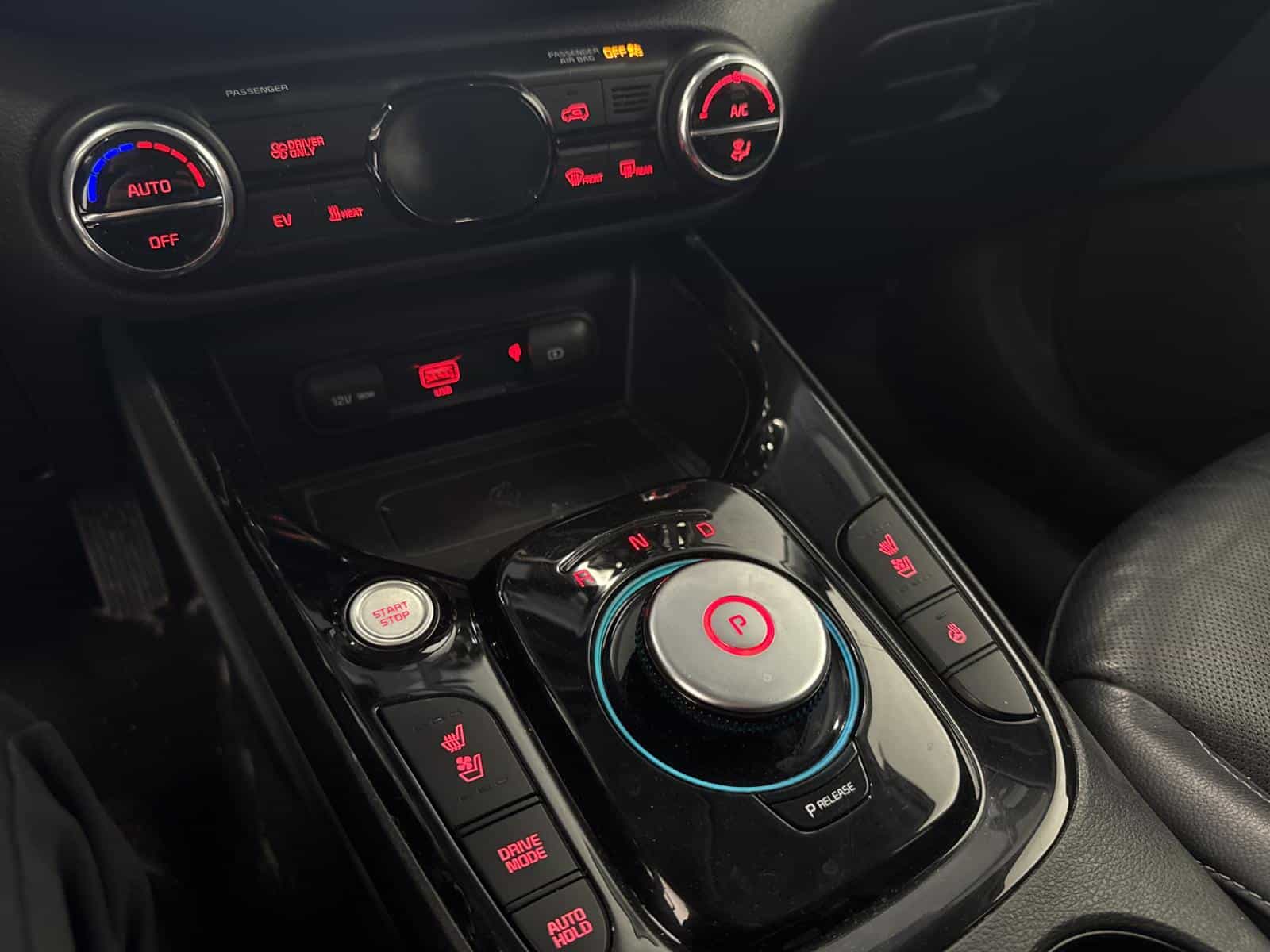 Image 12 Kia Soul EV Limited 2022