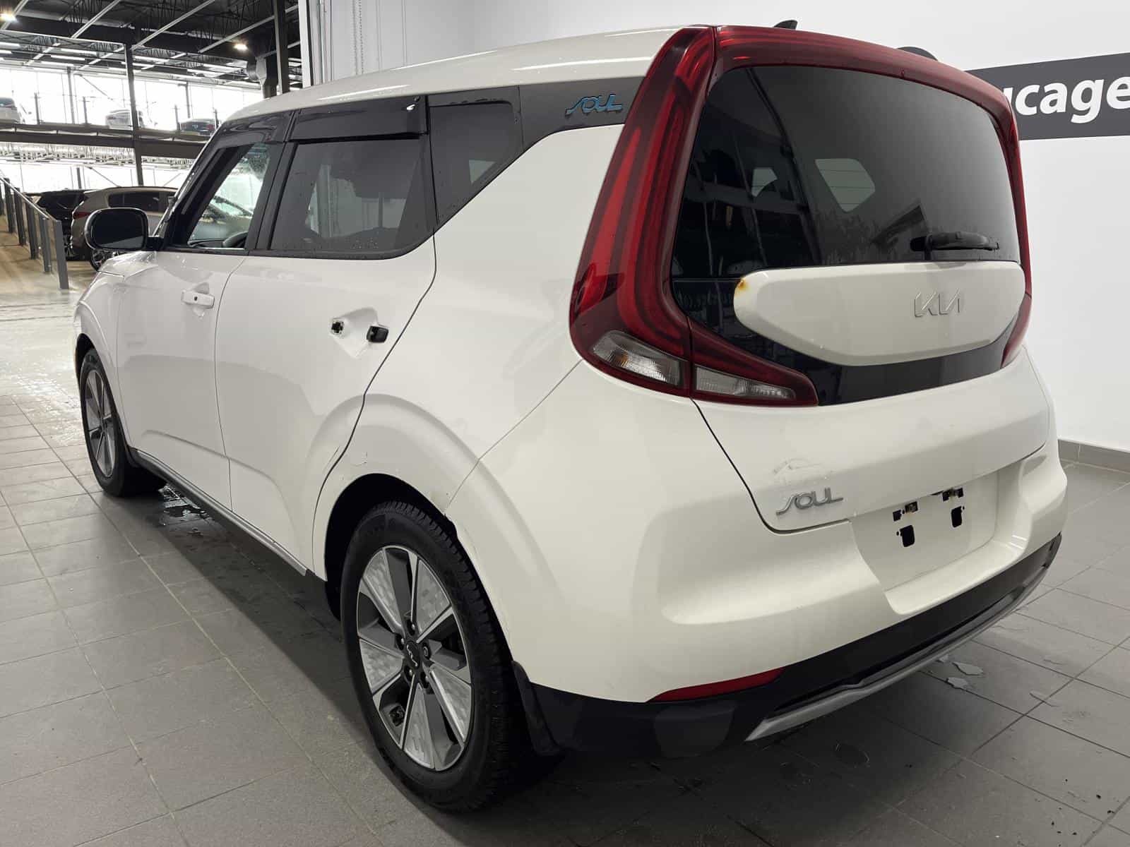 Image 5 Kia Soul EV Limited 2022