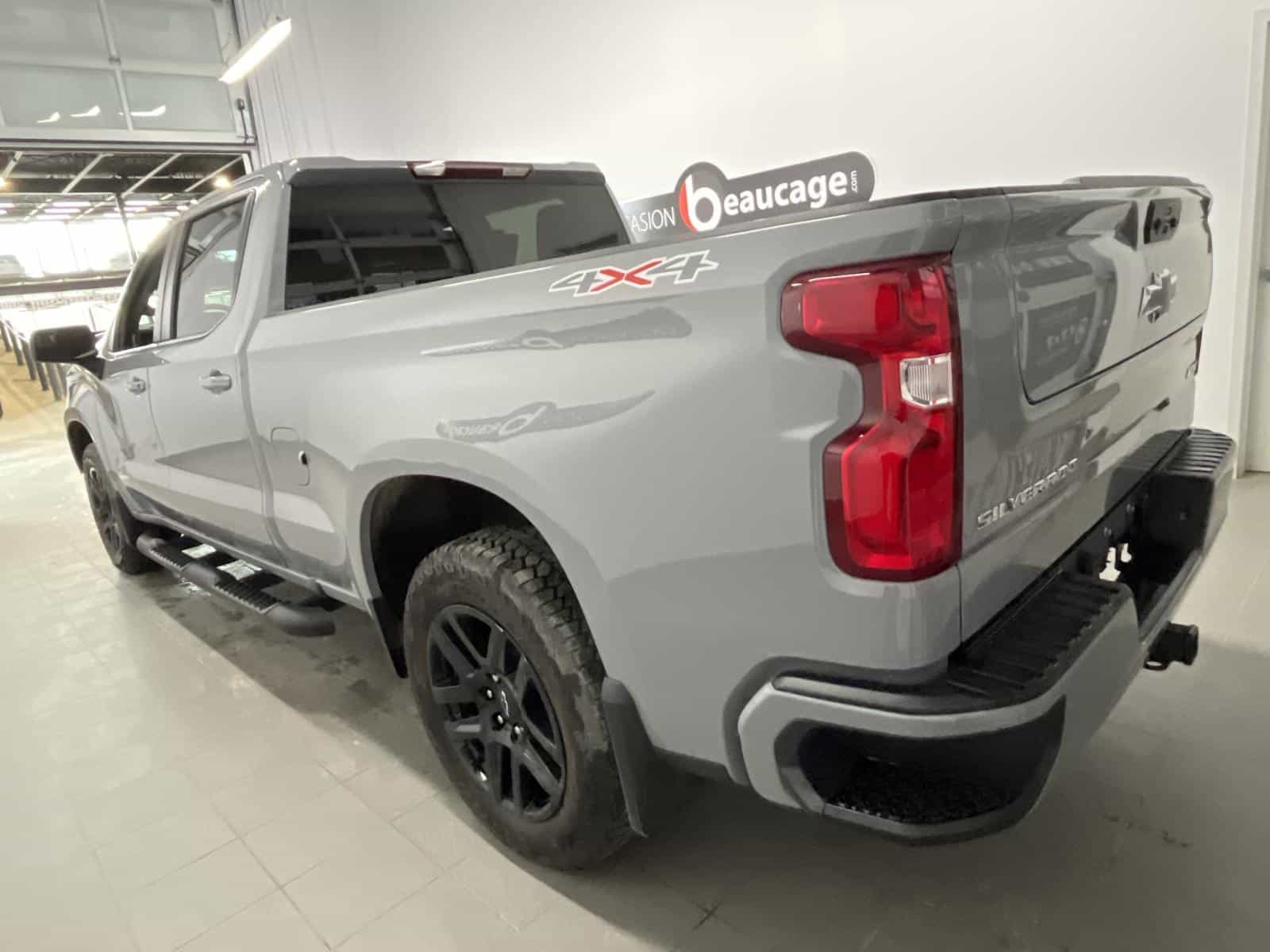 Image 3 Chevrolet Silverado 1500 RST 2024