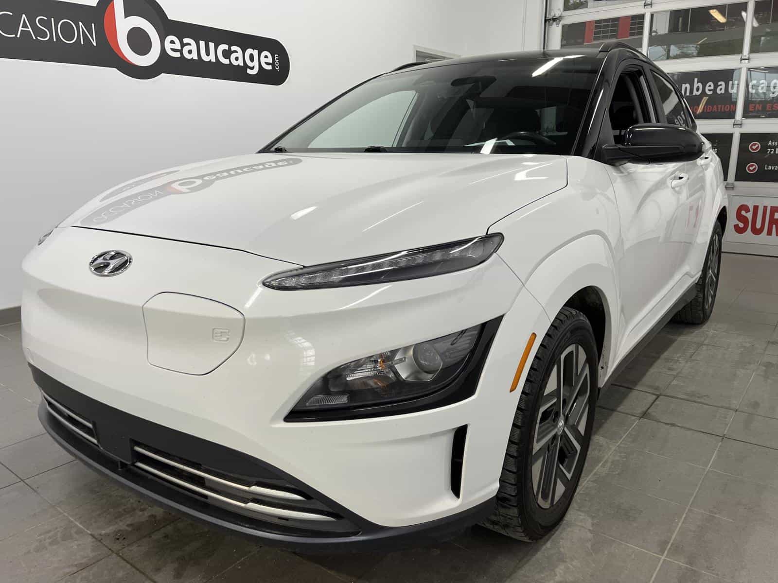 2022 Hyundai Kona EV Preferred - Image 1