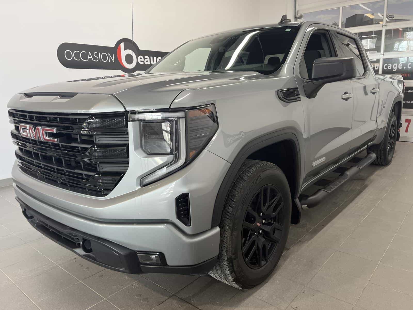 2024 GMC Sierra 1500 Elevation - Image 1