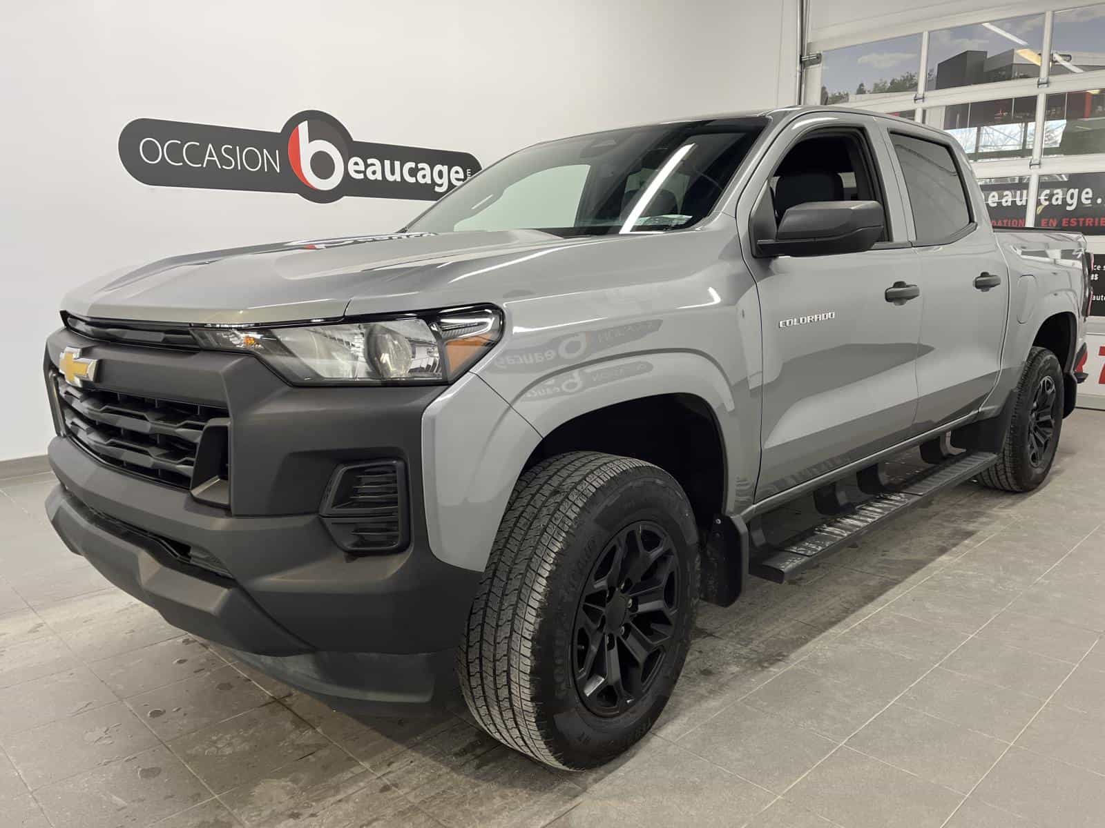 2024 Chevrolet Colorado WT - Image 1
