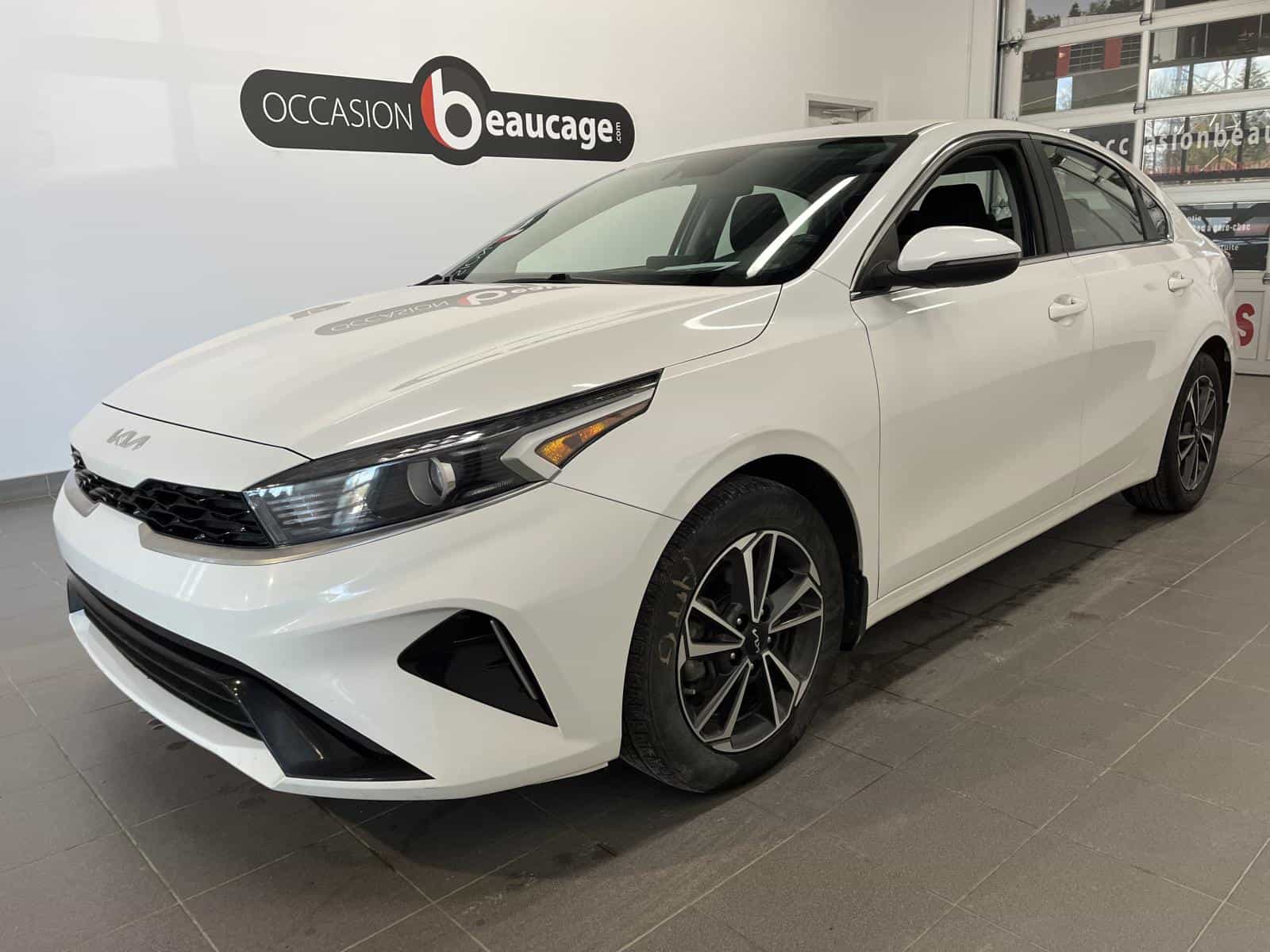 2023 Kia Forte EX - Image 1