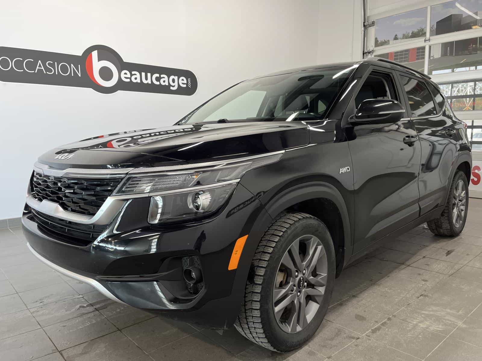 2023 Kia Seltos EX - Image 1