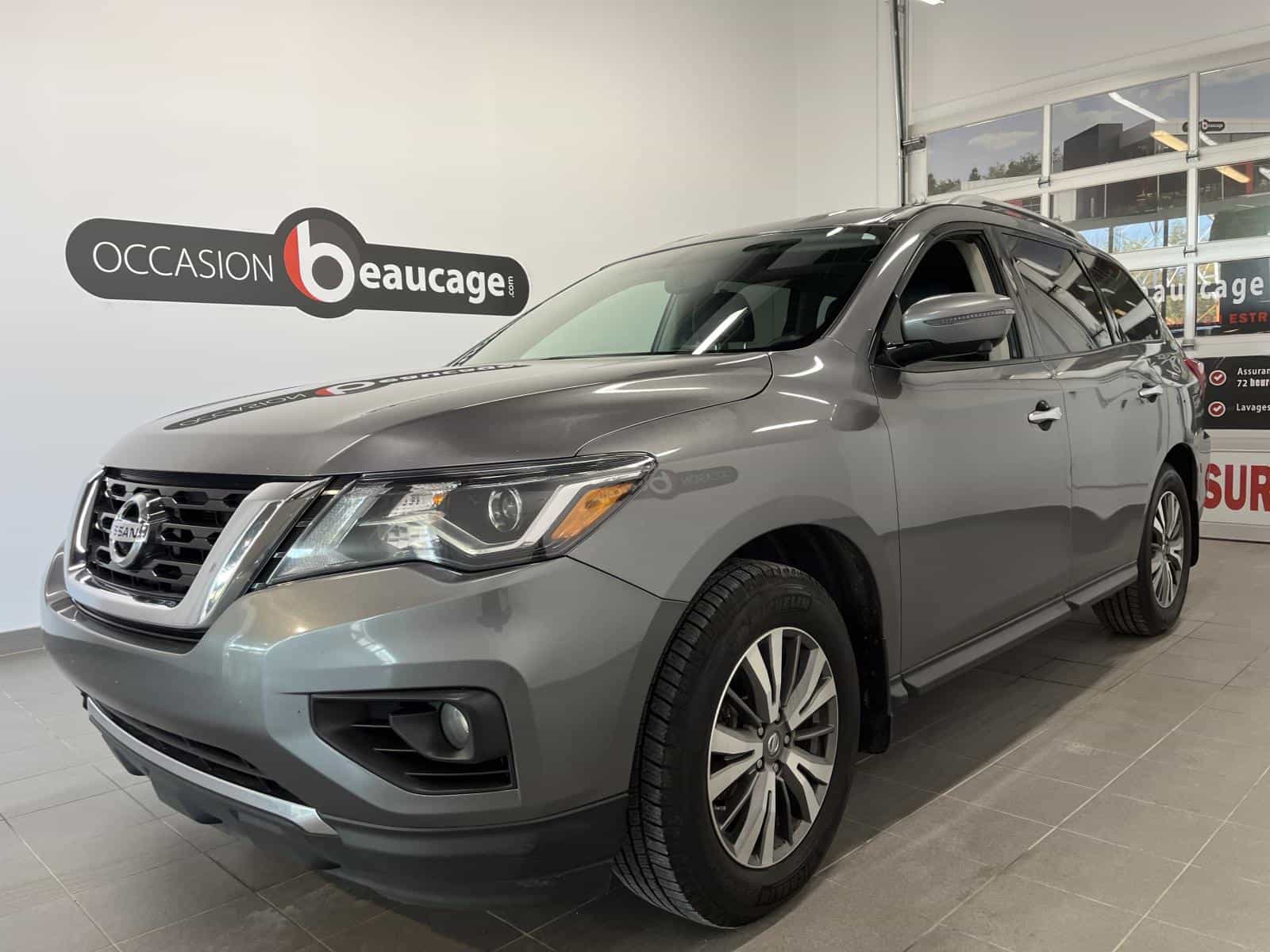 2017 Nissan Pathfinder SL - Image 1