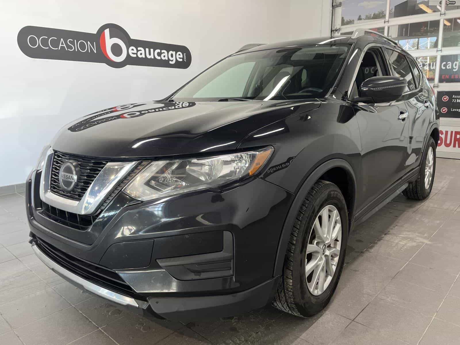 Image 1 Nissan Rogue SV 2020