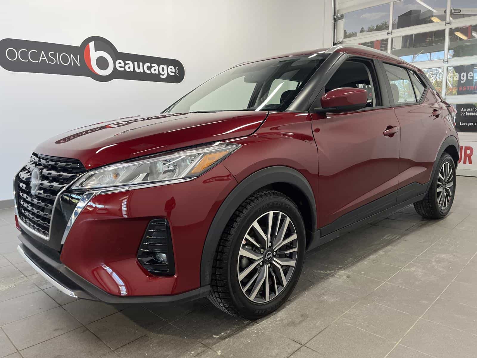 2025 Nissan Kicks Play SV - Image 1