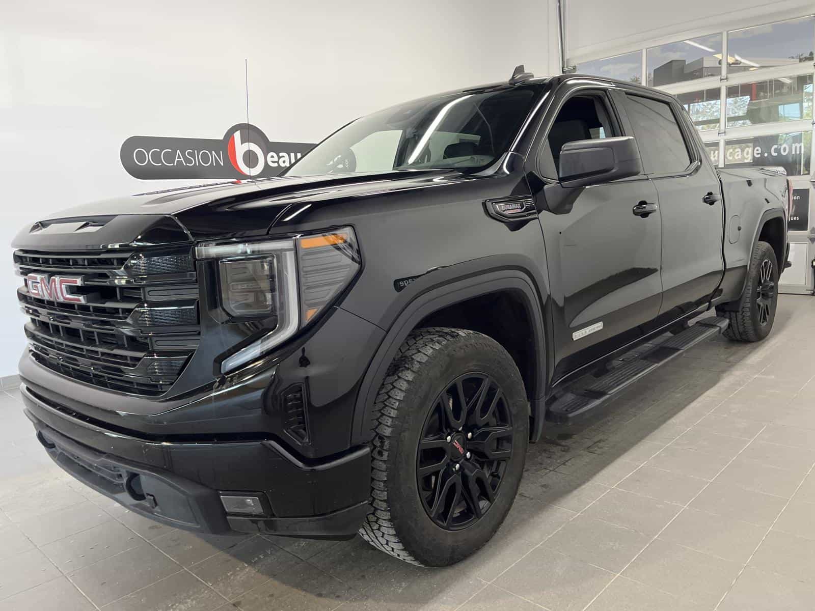 2024 GMC Sierra 1500 Elevation - Image 1